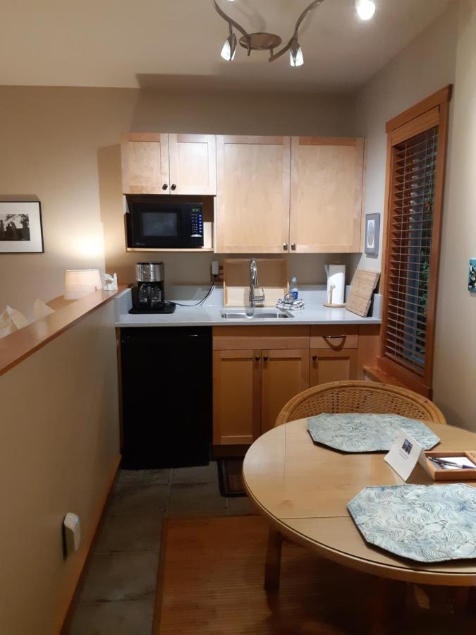 اوكلويلت Reef Point Oceanfront Bed And Breakfast المظهر الخارجي الصورة